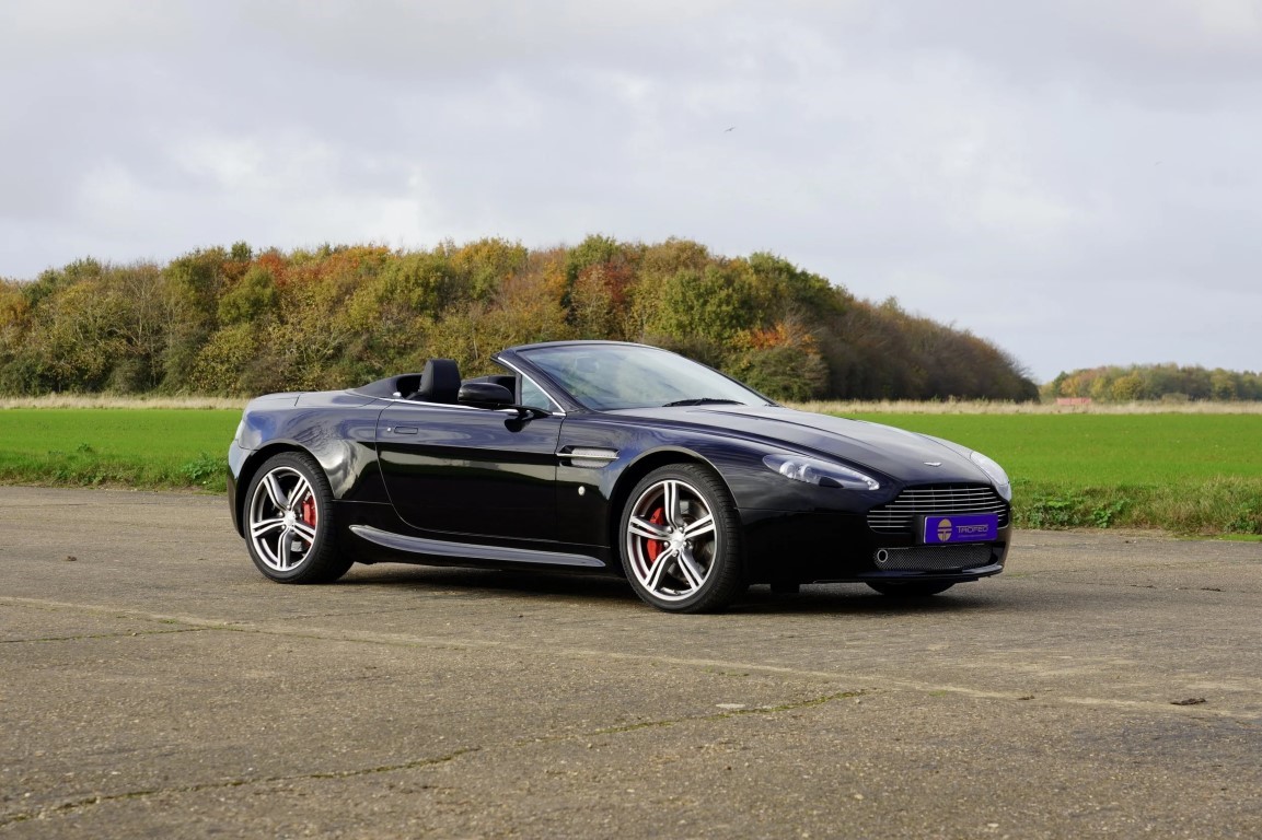 4.3 N400 V8 (Automático)